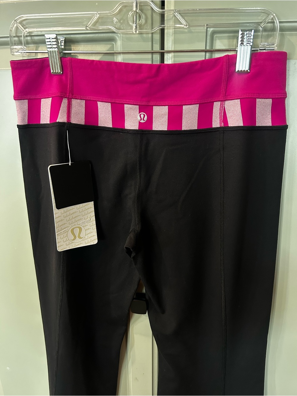 NWT Vintage Y2K Lululemon Groove Pants Slim R Black Raspberry Stripe Size 8